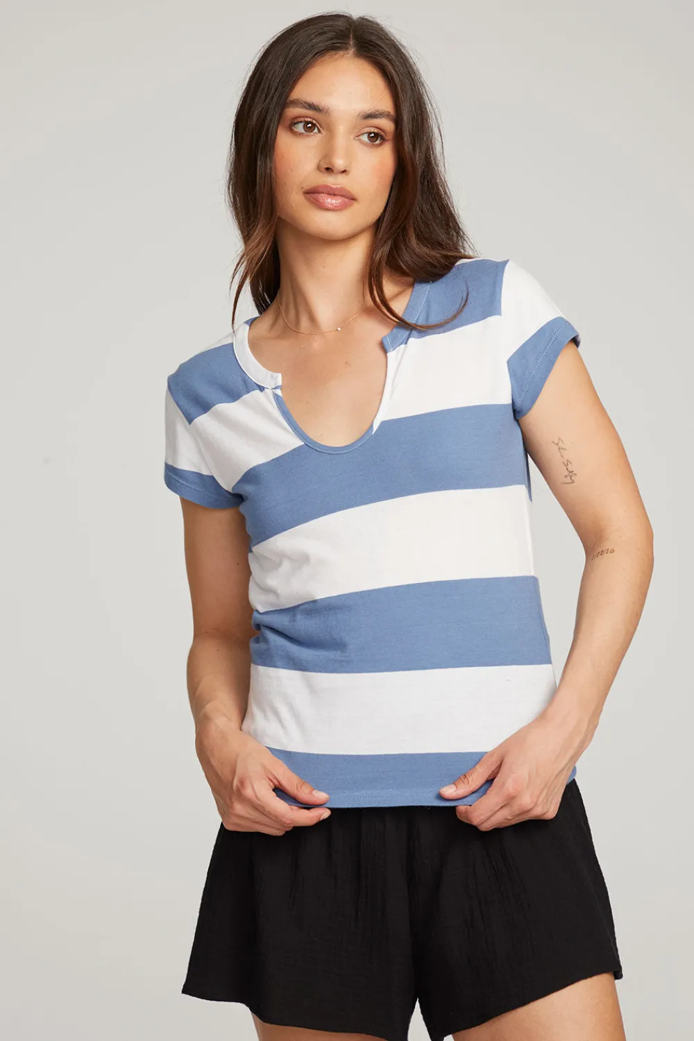 Cheap Chandler Vintage Blue Stripe Tee Women Loungewear|Tops