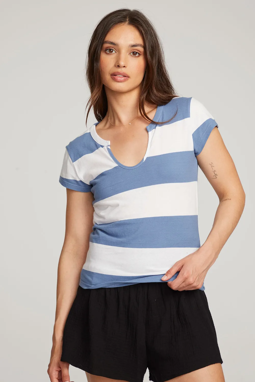 Cheap Chandler Vintage Blue Stripe Tee Women Loungewear|Tops
